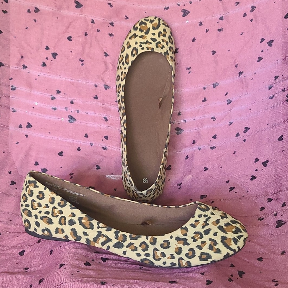💜LEOPARD FLATS! 🐆 Size 8.5
